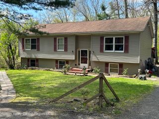 22 Pine Castle Drive, Kerhonkson, NY 12446