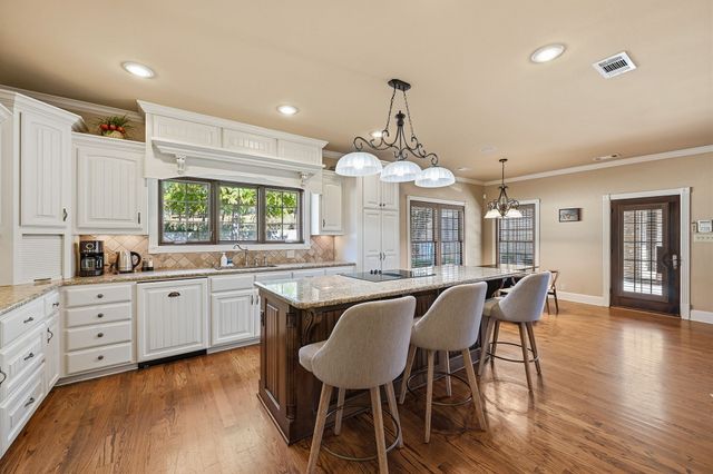 1026 S Fm 131, Denison, TX 75020