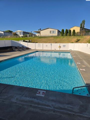 132 Windhaven Ln., Richland, WA 99352