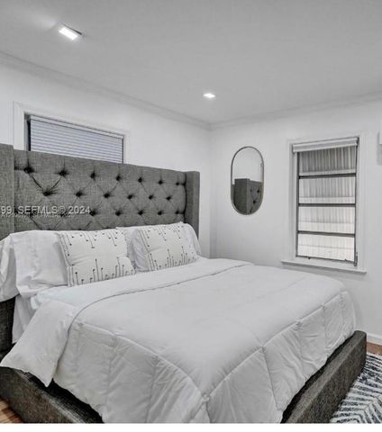 814 SE 14th Street, Fort Lauderdale, FL 33316