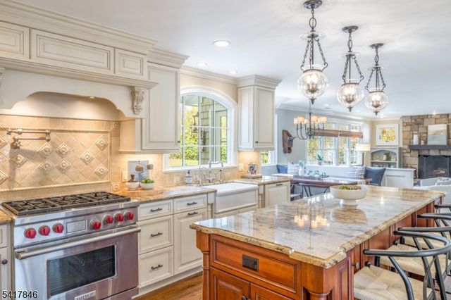 32 Westminster Rd, Chatham Twp., NJ 07928