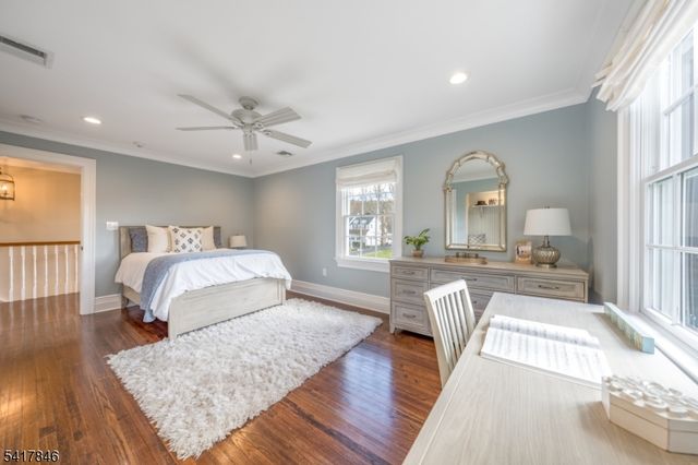 32 Westminster Rd, Chatham Twp., NJ 07928