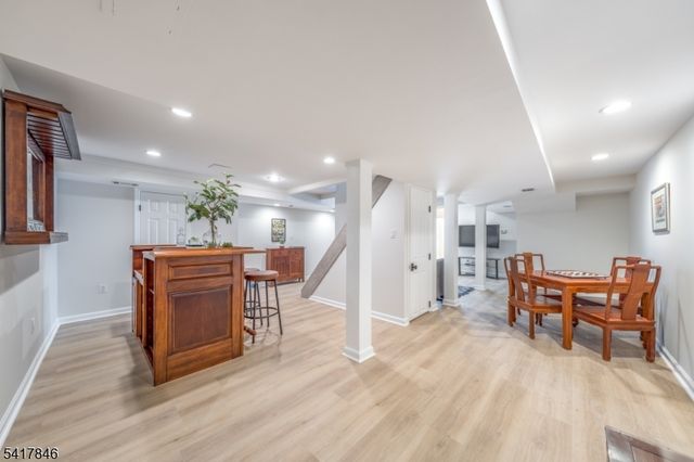 32 Westminster Rd, Chatham Twp., NJ 07928