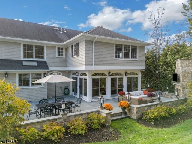 32 Westminster Rd, Chatham Twp., NJ 07928