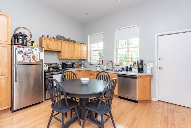 1350 N wolcott Avenue 1S, Chicago, IL 60622