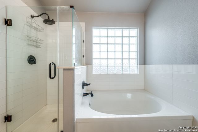 23931 Calico Chase, San Antonio, TX 78260
