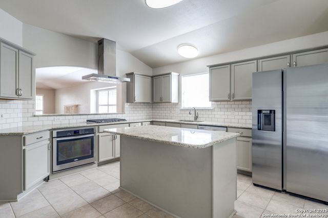 23931 Calico Chase, San Antonio, TX 78260