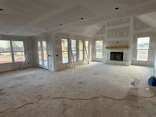 2418 River Rd, Murfreesboro, TN 37129