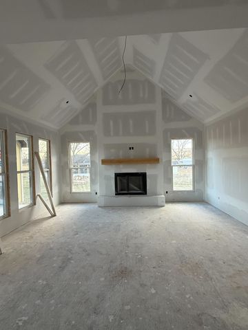 2418 River Rd, Murfreesboro, TN 37129