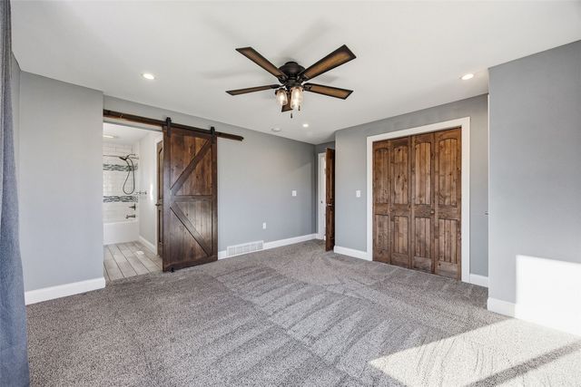 3578 Midway Road, Toddville, IA 52341