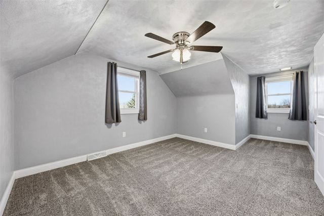 3578 Midway Road, Toddville, IA 52341