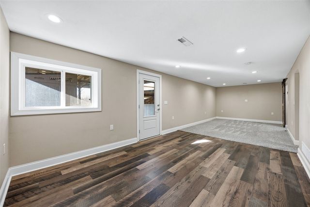 3578 Midway Road, Toddville, IA 52341