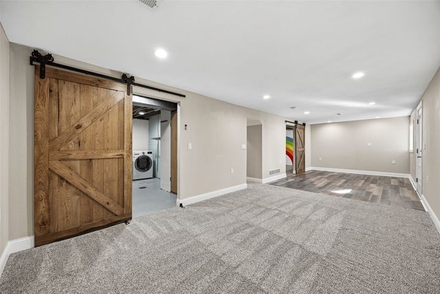 3578 Midway Road, Toddville, IA 52341