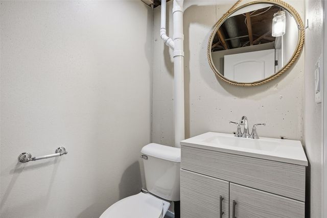 3578 Midway Road, Toddville, IA 52341