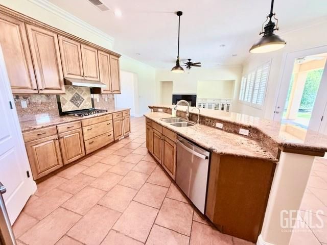12011 Kimelford Drive, Bakersfield, CA 93312