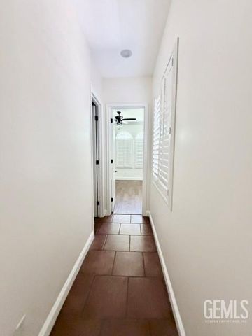 12011 Kimelford Drive, Bakersfield, CA 93312