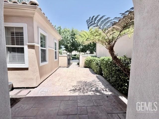 12011 Kimelford Drive, Bakersfield, CA 93312