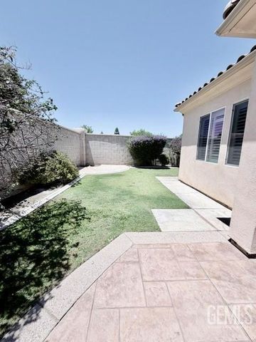 12011 Kimelford Drive, Bakersfield, CA 93312