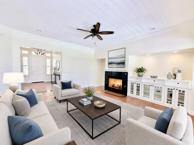 12011 Kimelford Drive, Bakersfield, CA 93312
