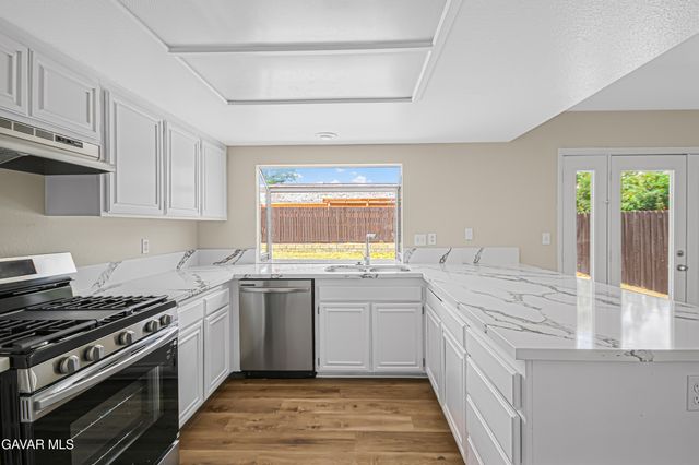 741 Desert Calico Drive, Lancaster, CA 93534
