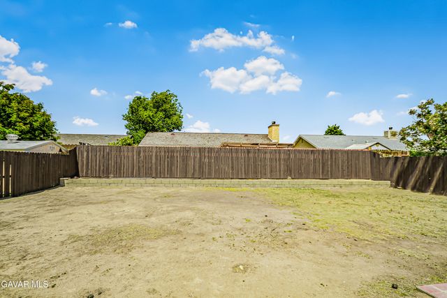 741 Desert Calico Drive, Lancaster, CA 93534