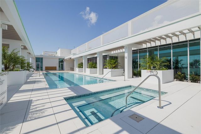 777 3RD AVENUE N 1104, St Petersburg, FL 33701