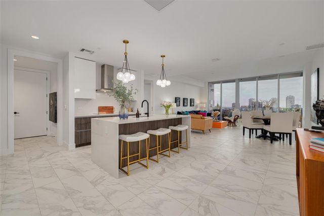 777 3RD AVENUE N 1104, St Petersburg, FL 33701