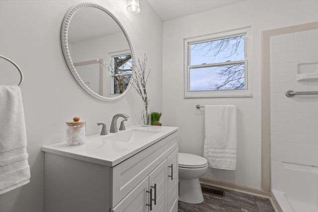 302 Locust Street, Englewood, TN 37329