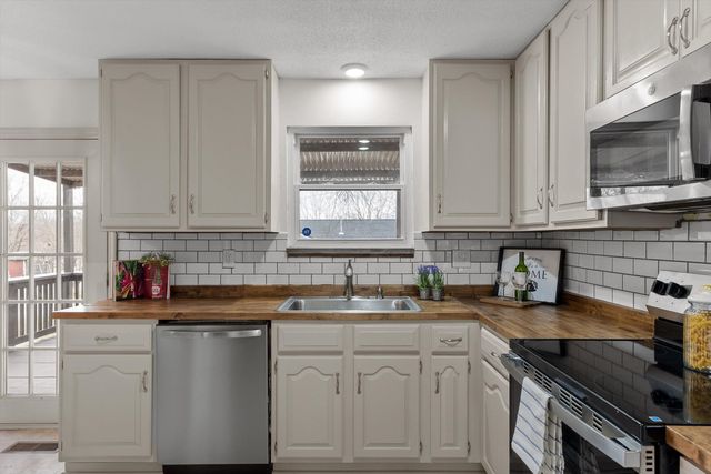 302 Locust Street, Englewood, TN 37329