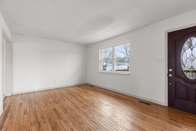 302 Locust Street, Englewood, TN 37329