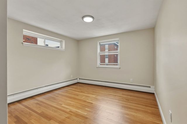 15 Commonwealth Court 10, Boston, MA 02135