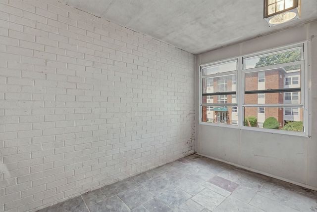 15 Commonwealth Court 10, Boston, MA 02135