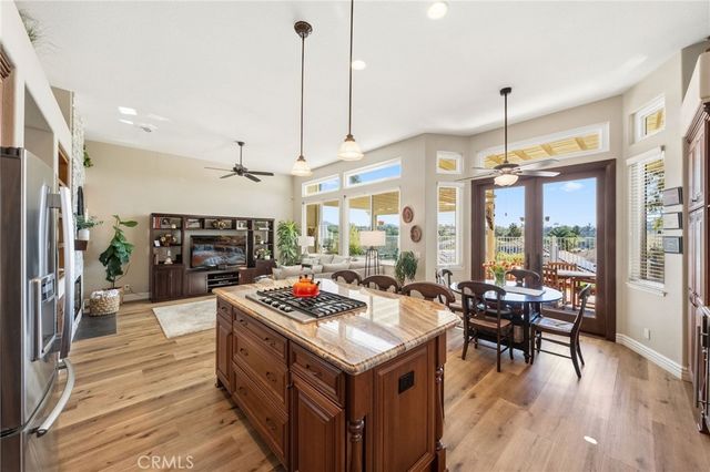 3311 Camino Coronado, Carlsbad, CA 92009