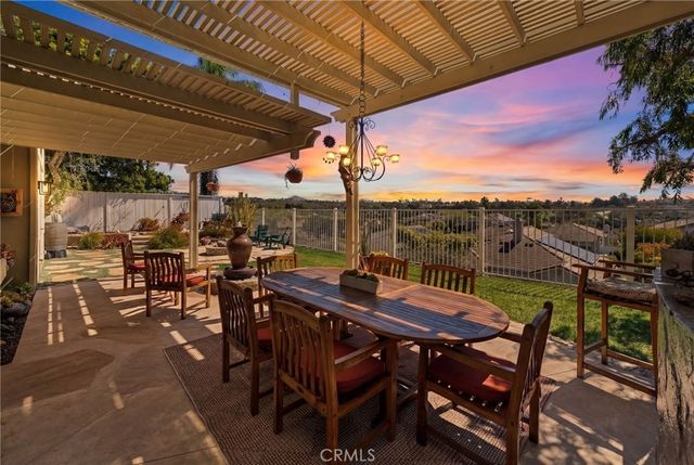 3311 Camino Coronado, Carlsbad, CA 92009