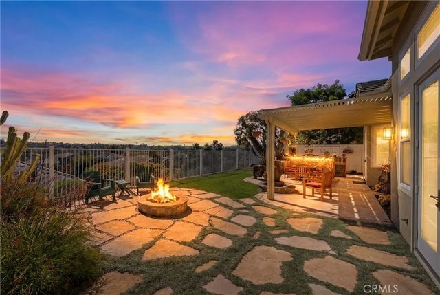 3311 Camino Coronado, Carlsbad, CA 92009