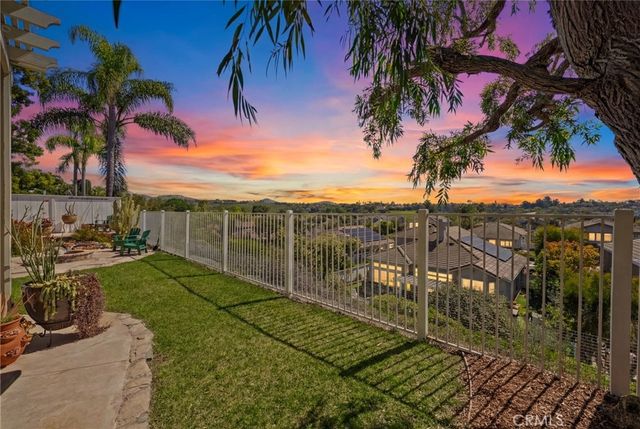 3311 Camino Coronado, Carlsbad, CA 92009