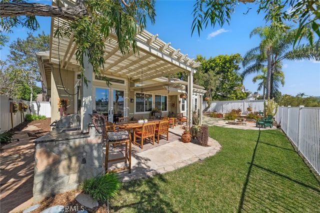 3311 Camino Coronado, Carlsbad, CA 92009