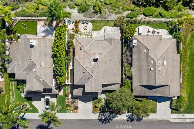 3311 Camino Coronado, Carlsbad, CA 92009