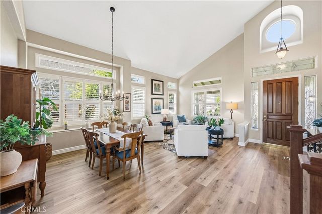 3311 Camino Coronado, Carlsbad, CA 92009