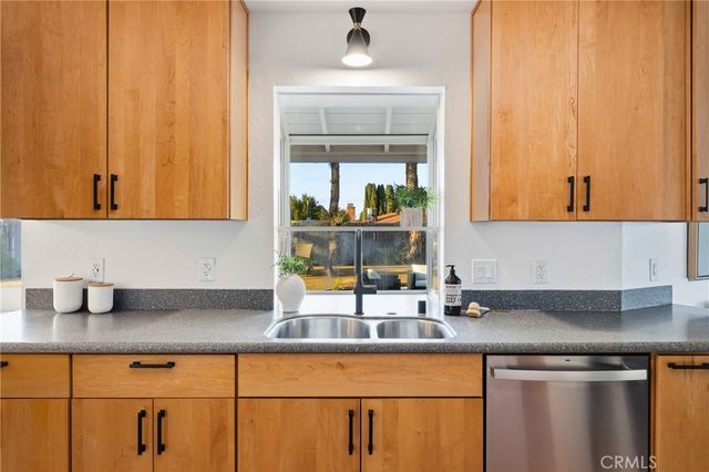 1006 Eagle Court, Paso Robles, CA 93446