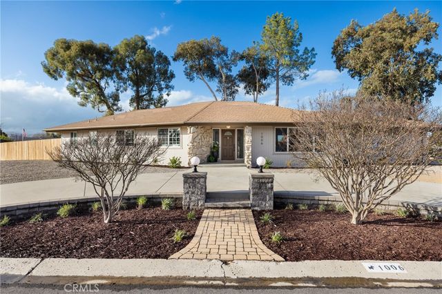 1006 Eagle Court, Paso Robles, CA 93446