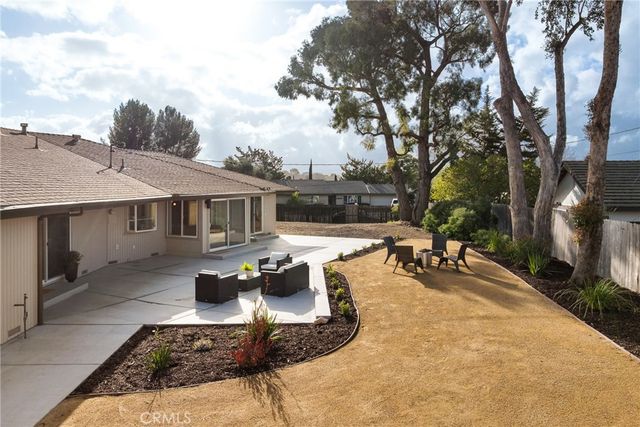 1006 Eagle Court, Paso Robles, CA 93446