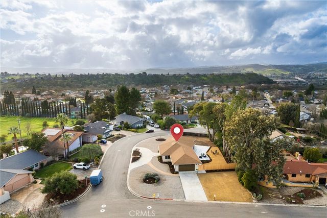 1006 Eagle Court, Paso Robles, CA 93446