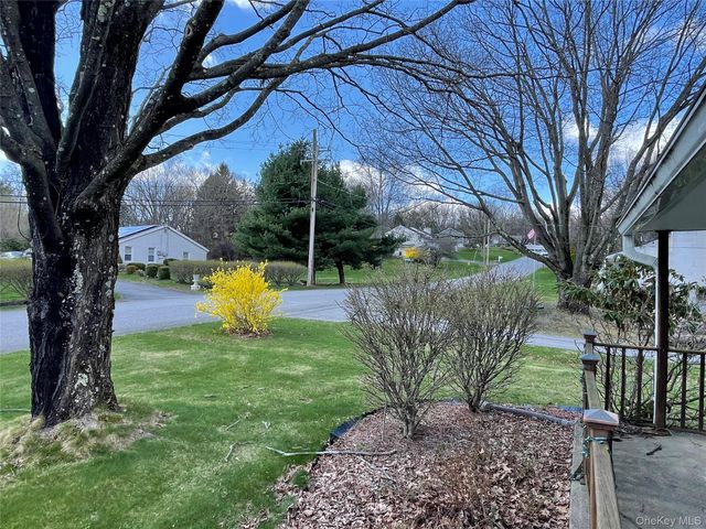 4 Claire Ann Drive, Warwick, NY 10990