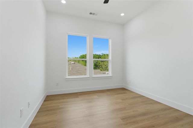 7817 Red Spring Road, Dallas, TX 75241