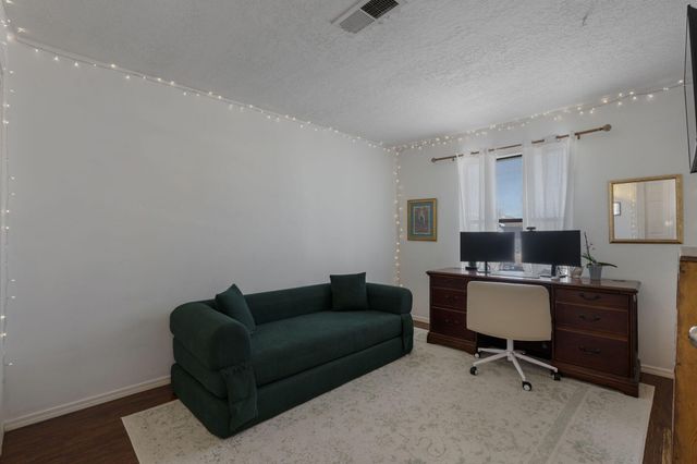 4700 Homestead Trail NW, Albuquerque, NM 87120