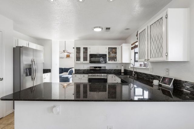 4700 Homestead Trail NW, Albuquerque, NM 87120