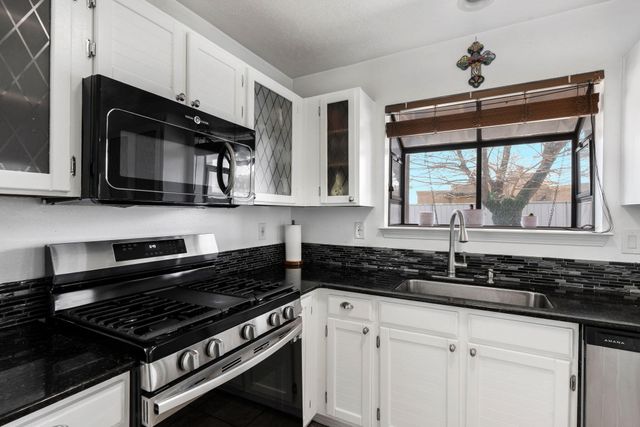 4700 Homestead Trail NW, Albuquerque, NM 87120