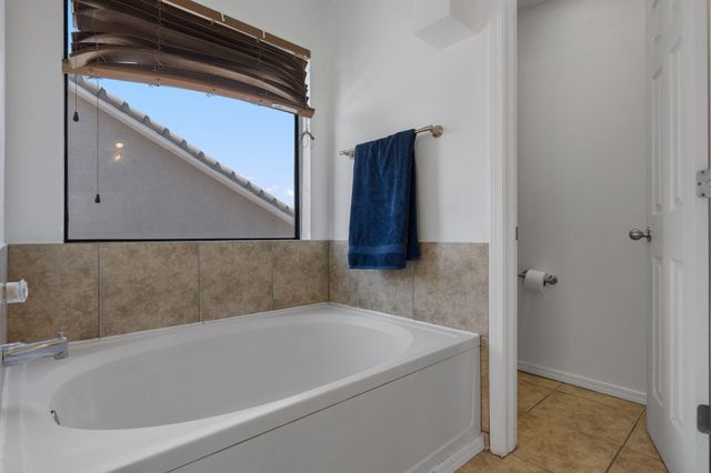 4700 Homestead Trail NW, Albuquerque, NM 87120