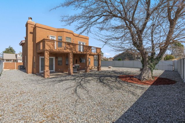 4700 Homestead Trail NW, Albuquerque, NM 87120